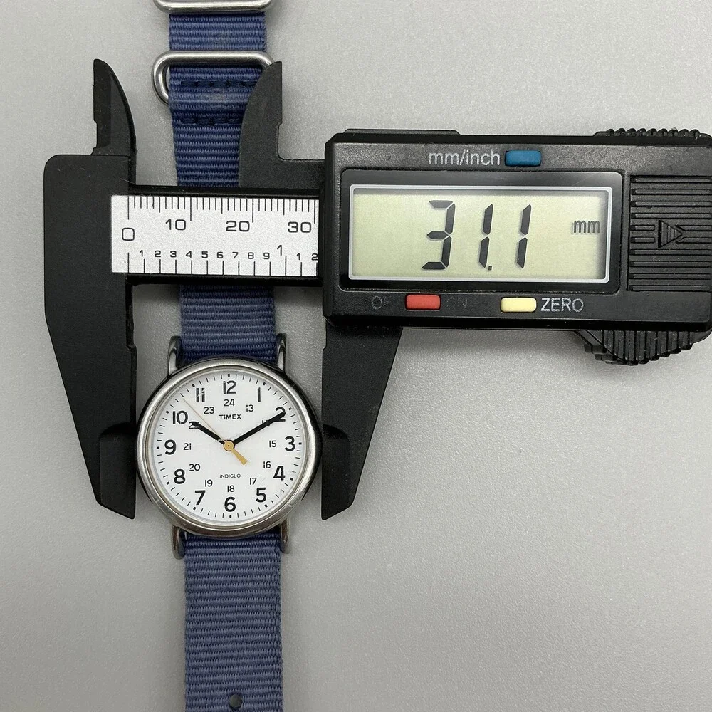 Timex Weekender Indiglo WR 30M Womens Watch 31mm Blue Nylon Strap New Battery